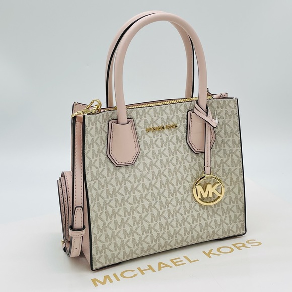 Michael Kors Mercer Medium Messenger Crossbody Bag - Picture 2 of 11